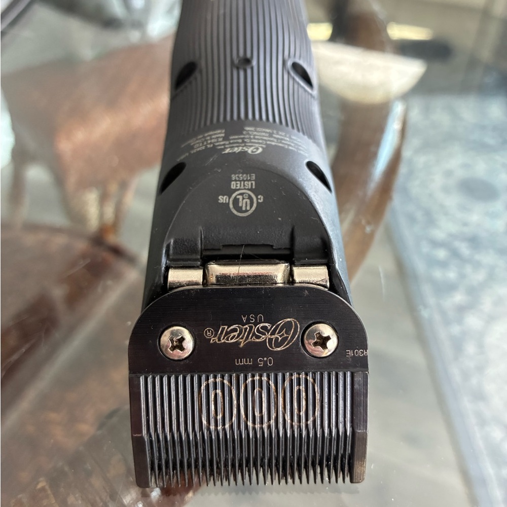 Oster Black T-Blade Detail Trimmer - Precision Edge Trimmer